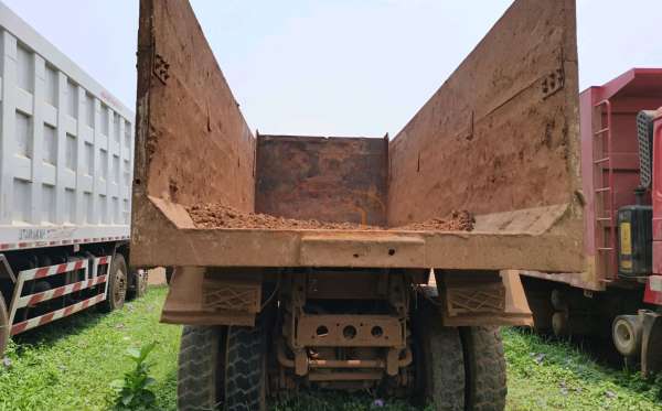 MERCEDES BENZ  AXOR  2528 CH (6X4)