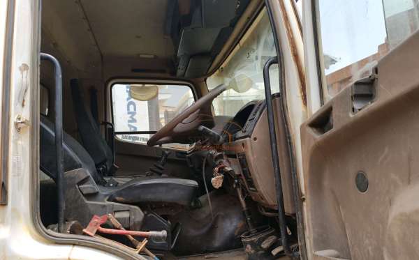 MERCEDES BENZ  AXOR  2528 CH (6X4)
