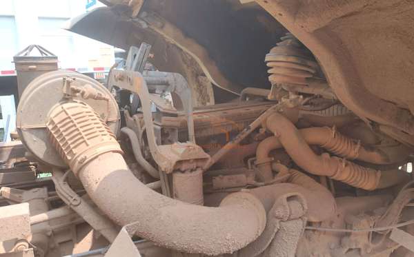 MERCEDES BENZ  AXOR  2528 CH (6X4)