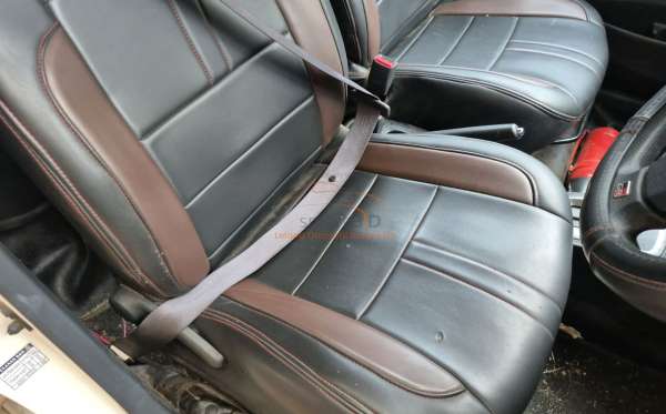 TOYOTA AGYA 1.2 G