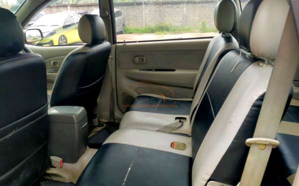 TOYOTA AVANZA 1.3 G