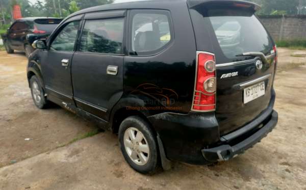 TOYOTA AVANZA 1.3 G
