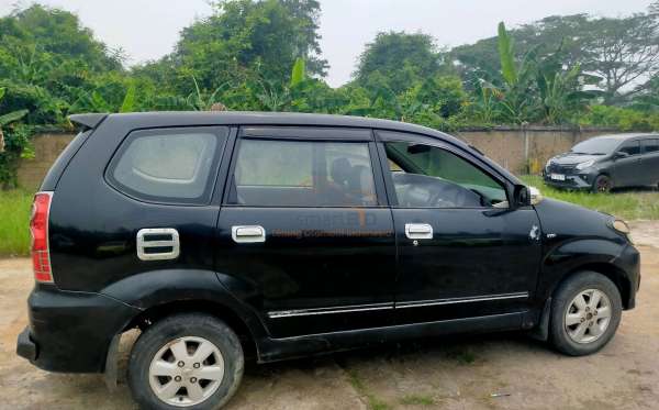 TOYOTA AVANZA 1.3 G