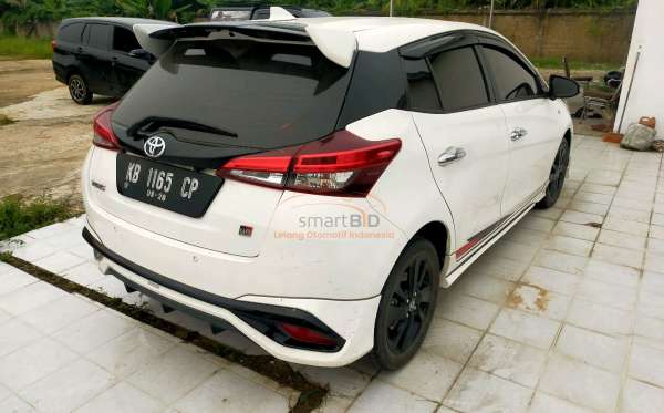 TOYOTA YARIS 1.5 S