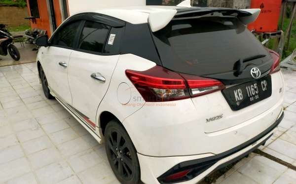 TOYOTA YARIS 1.5 S