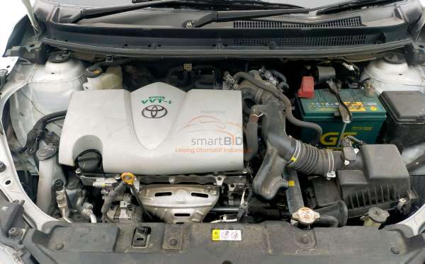TOYOTA YARIS 1.5 S