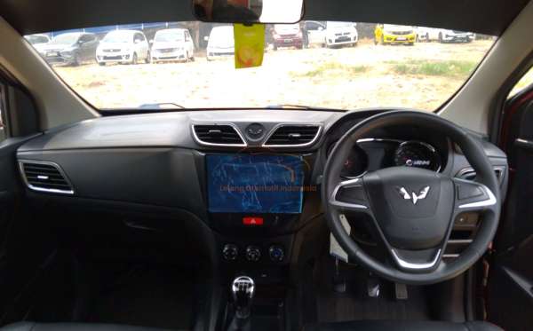 WULING  CONFERO  S 1.5C
