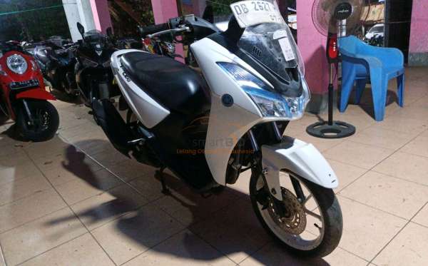 YAMAHA LEXI