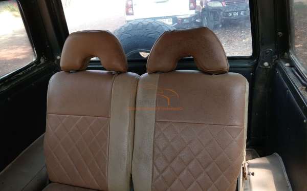 DAIHATSU ROCKY