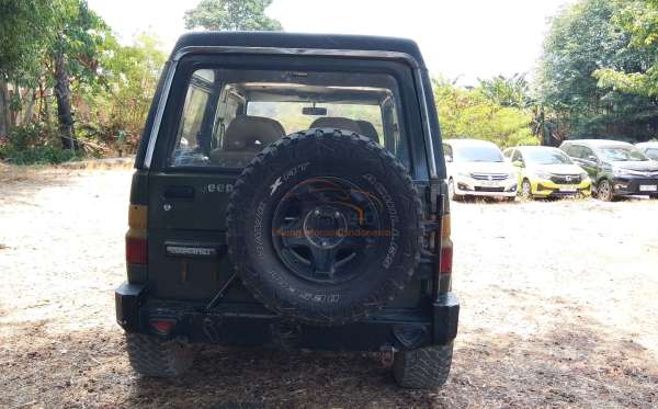DAIHATSU ROCKY
