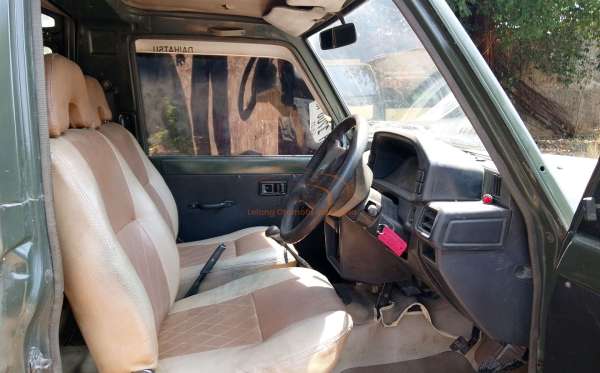 DAIHATSU ROCKY