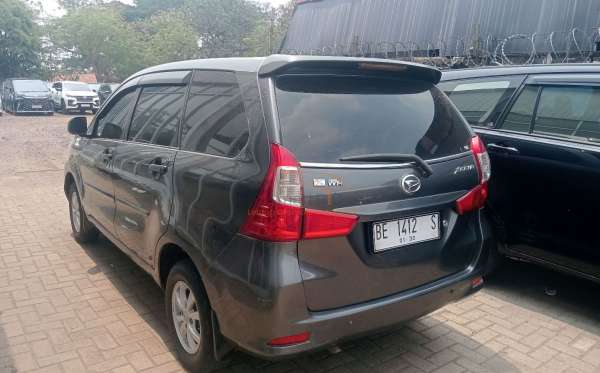 DAIHATSU XENIA 1.3 X