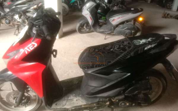 HONDA  BEAT
