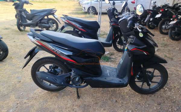 HONDA  BEAT