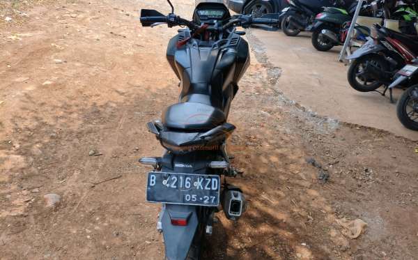 HONDA CB 150 X