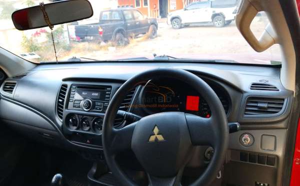 MITSUBISHI  TRITON HDX SC 4X4
