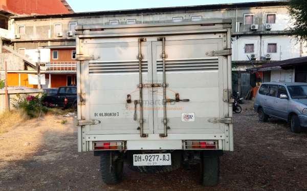 MITSUBISHI  TRITON HDX SC 4X4
