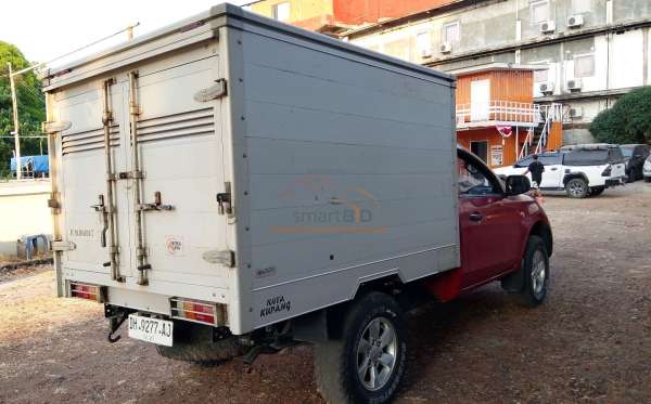 MITSUBISHI  TRITON HDX SC 4X4
