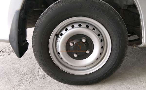 TOYOTA AVANZA 1.3 G