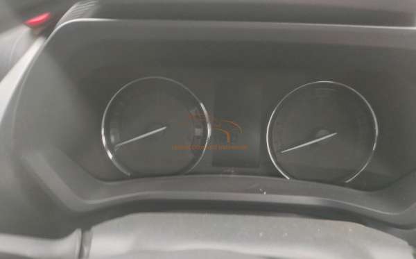 TOYOTA AVANZA