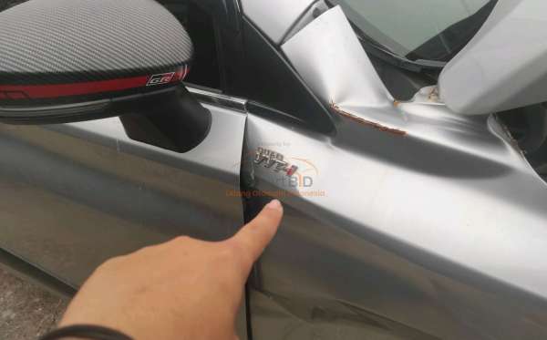 TOYOTA AVANZA