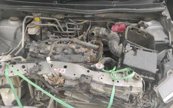 TOYOTA AVANZA