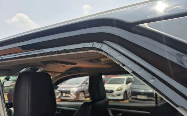 TOYOTA FORTUNER 2.7 SRZ