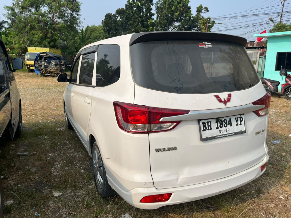 WULING  CONFERO  1.5 DB MY (4X2)