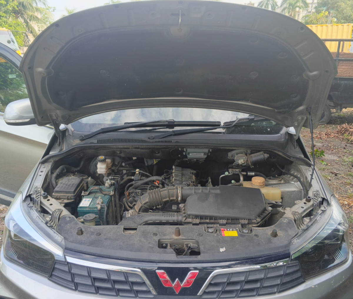 WULING  CONFERO  S 1.5L