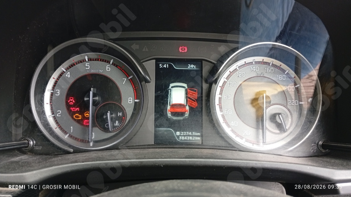 SUZUKI XL7