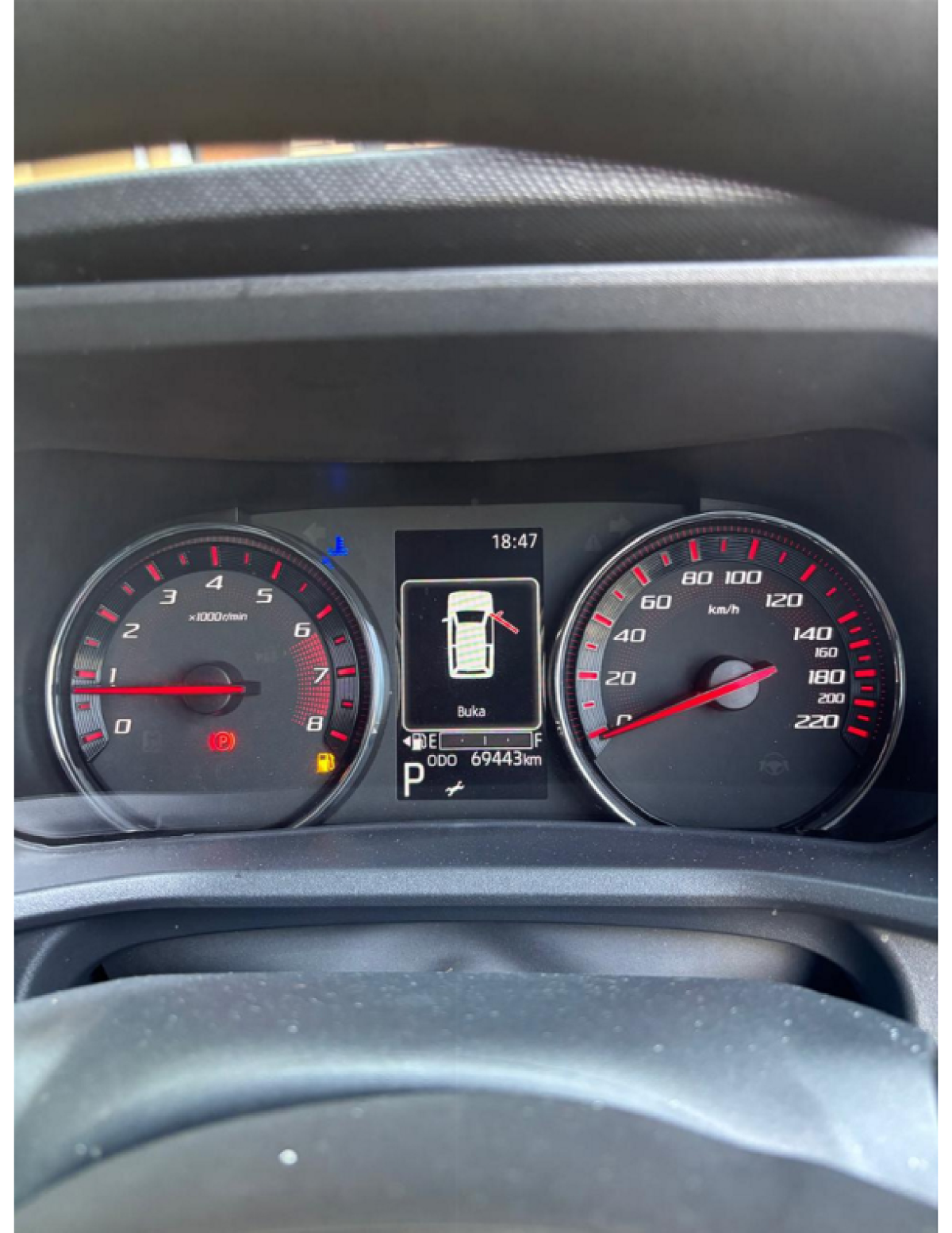 DAIHATSU XENIA  R