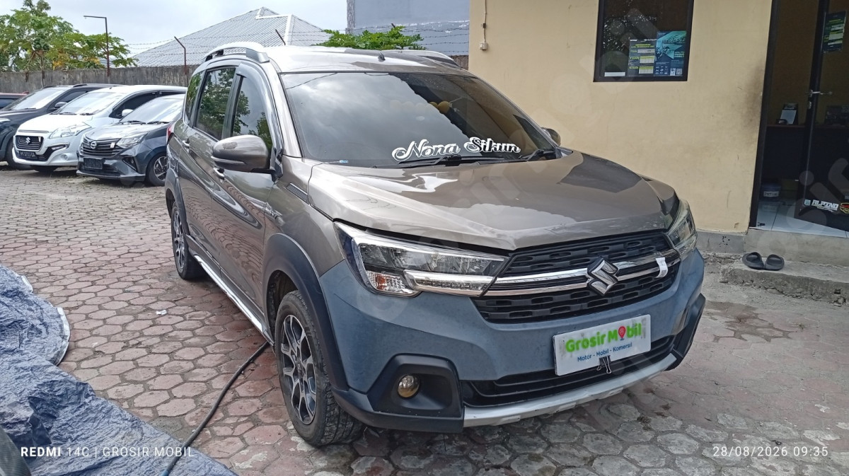 SUZUKI XL7