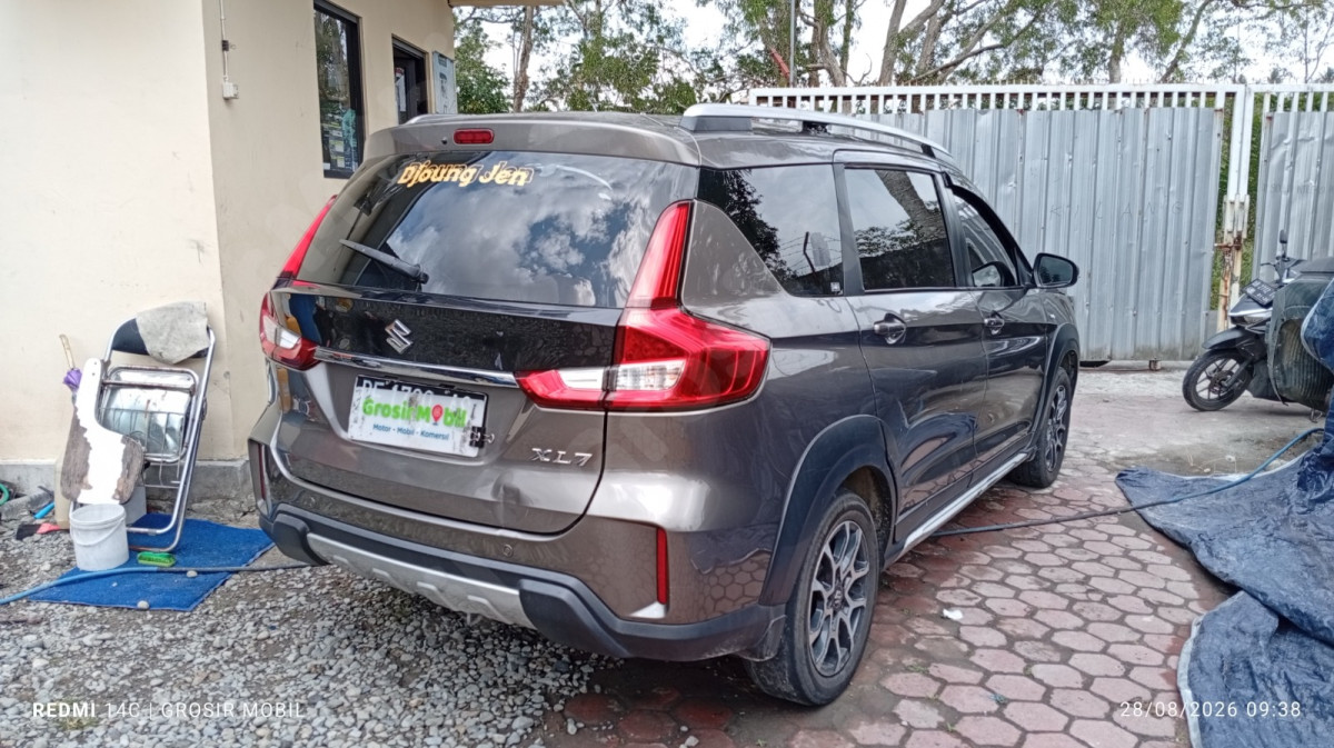SUZUKI XL7