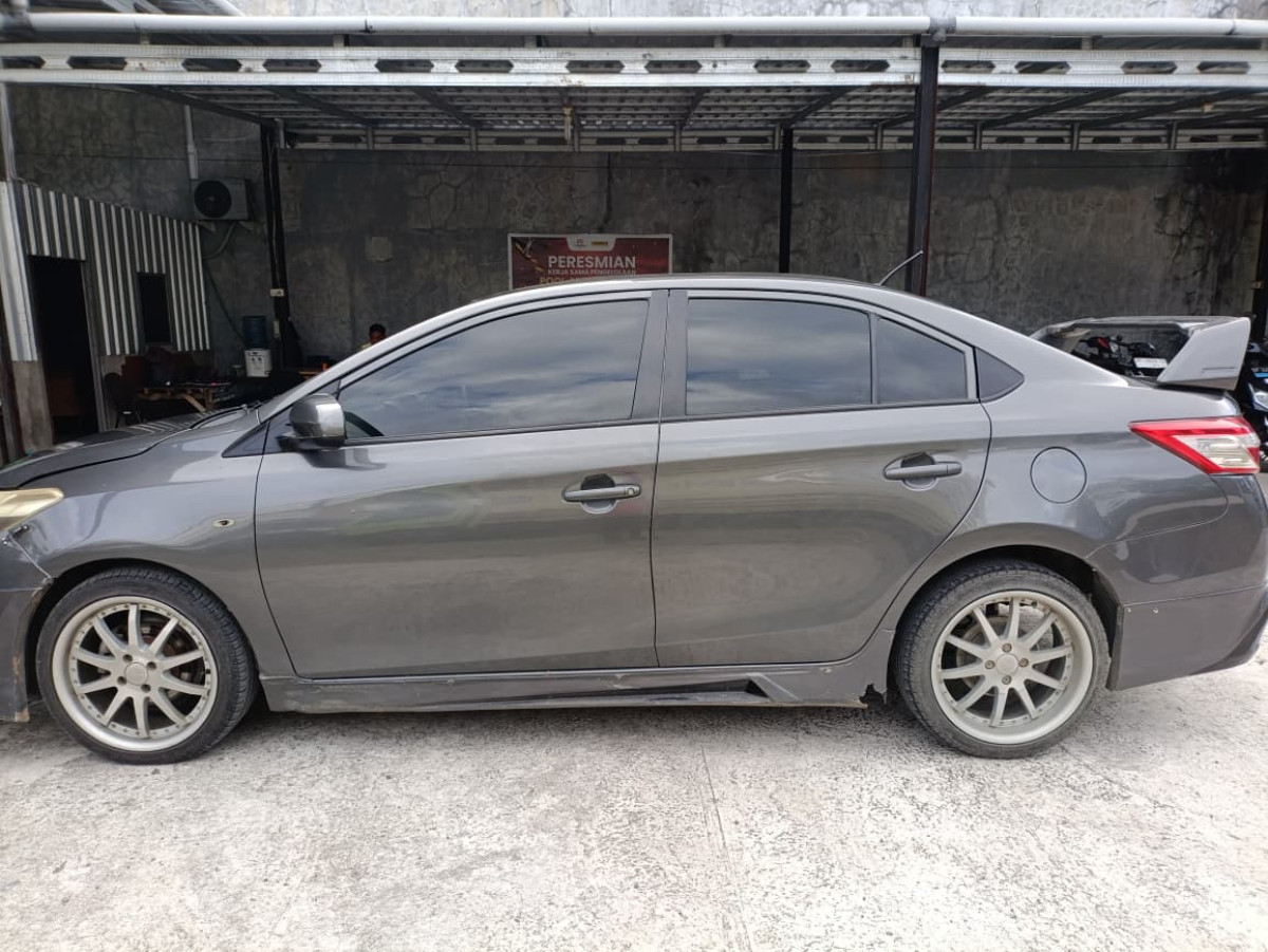 TOYOTA LIMO 1.5