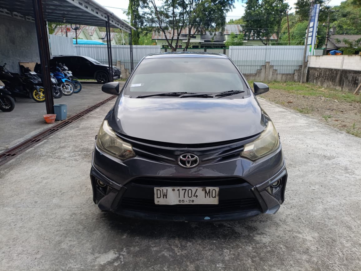 TOYOTA LIMO 1.5
