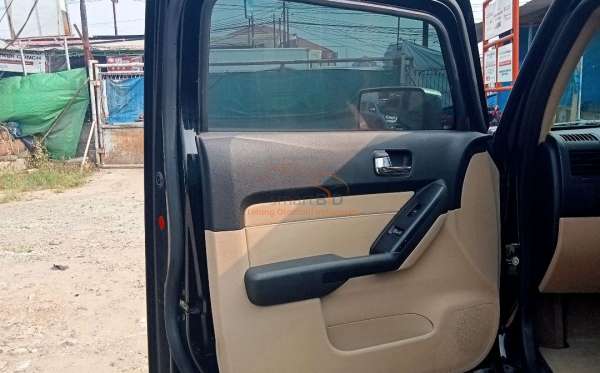 HUMMER H3