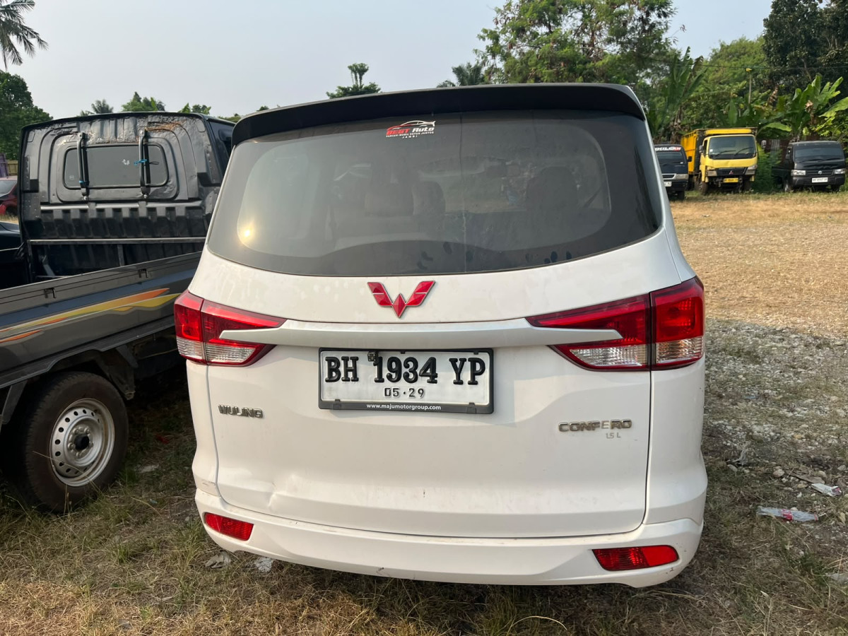 WULING  CONFERO  1.5 DB MY (4X2)