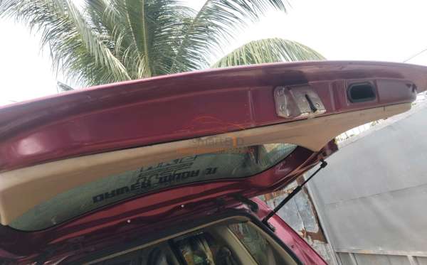 SUZUKI  ERTIGA  DX