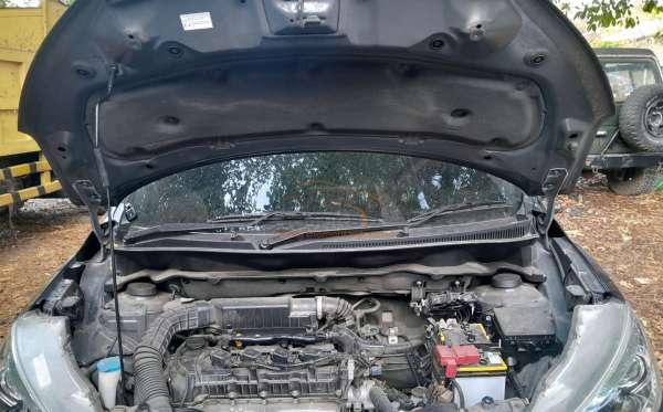SUZUKI  ERTIGA  HS