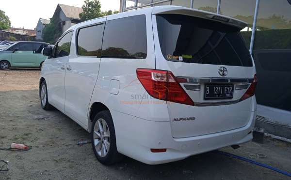 TOYOTA  ALPHARD  2.4
