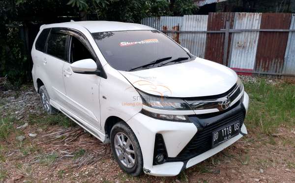 TOYOTA AVANZA