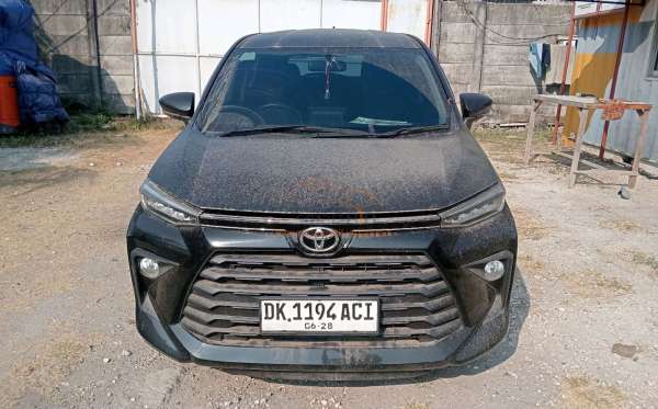TOYOTA AVANZA