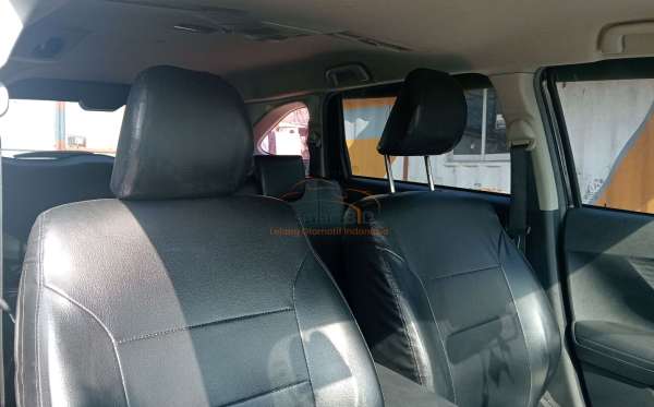 TOYOTA AVANZA