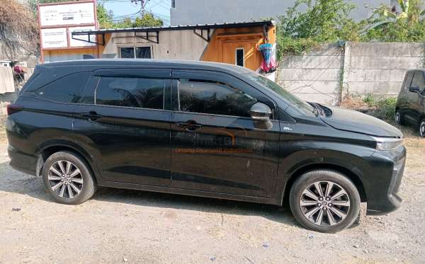 TOYOTA AVANZA