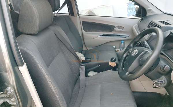 TOYOTA AVANZA 1.3 G