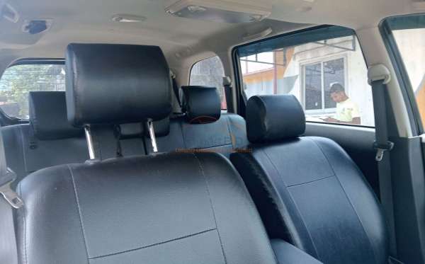 TOYOTA AVANZA