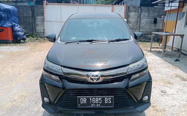 TOYOTA AVANZA