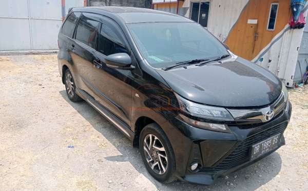 TOYOTA AVANZA