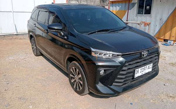 TOYOTA AVANZA