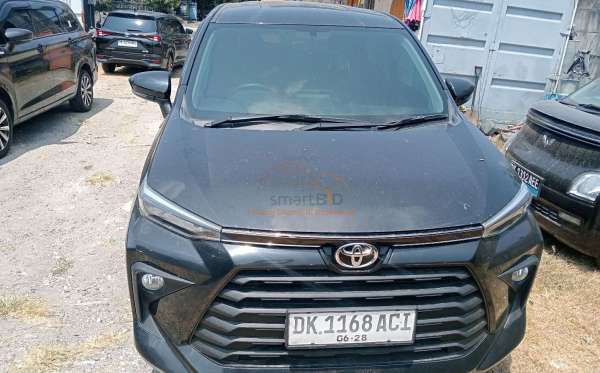 TOYOTA AVANZA